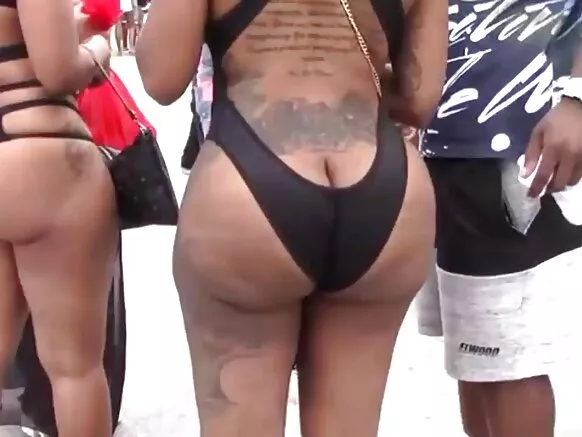 Miami Memorial Day Ebony Hentai 2016 Ebony.