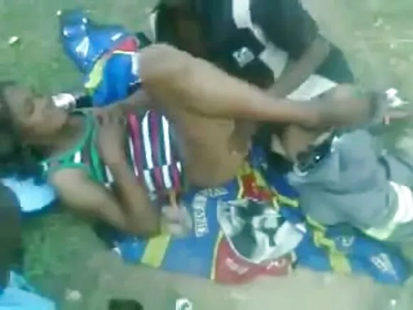 South African magbowo dudu milf yoo fun ifenusoko to aṣẹwó.